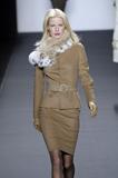 th_85608_cc_Bill_Blass_NY_06aw_045_CWin_122_462lo.jpg