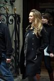 th_62371_celeb-city.org_Jessica_Alba_going_back_to_her_hotel_in_Paris_09_123_718lo.jpg