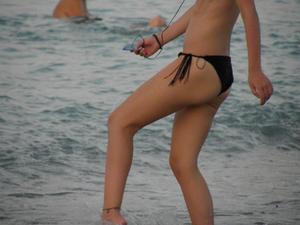 Candid Spy of Sexy Greek Girl On The Beach v4h41eo4y6.jpg