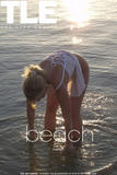 Tammy in Beach-y4ackxui4l.jpg