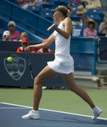 http://img162.imagevenue.com/loc499/th_051088874_TLFANMariaSharapova8_122_499lo.jpg